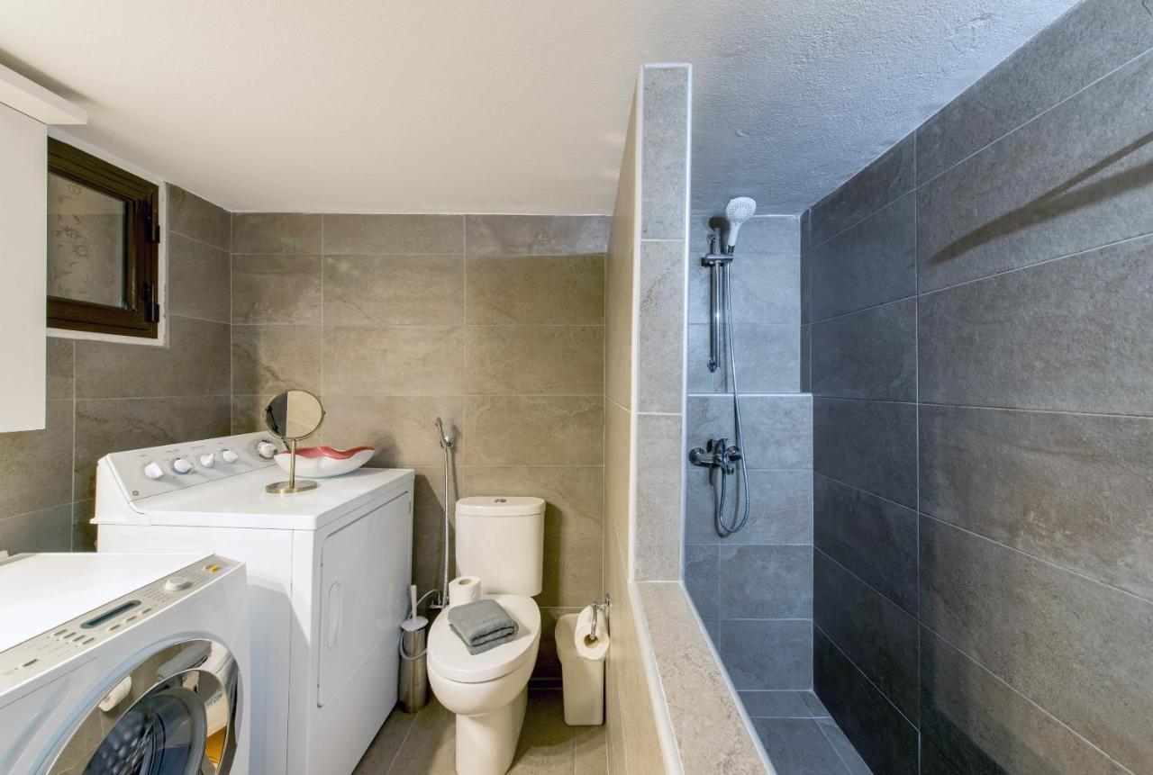 Moon Seafront 3-bedroom By Halu! Διαμέρισμα *
